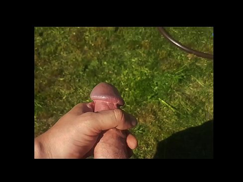 ❤️ Hot hottie si fa scopare la figa rosa e sborra con uno squirt in un giardino estivo ❤️❌ Video di sesso al it.josporn-com.ru ❌