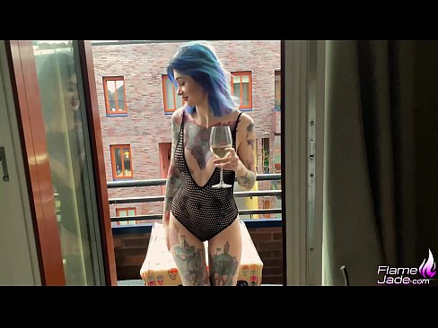 ❤️ Ragazza tremenda che succhia con un gulp e scopa appassionatamente sotto il cielo aperto ❤️❌ Video di sesso al it.josporn-com.ru ❌